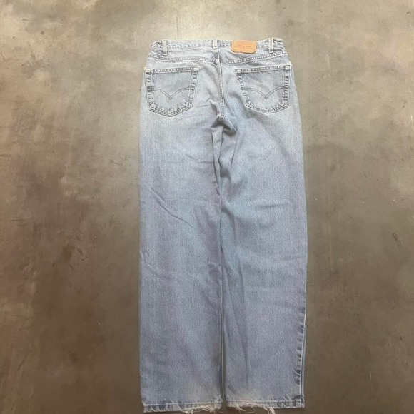 Vintage‎ 90s USA made Levi's 550 relaxed fit light wash jeans - Picture 1 of 6